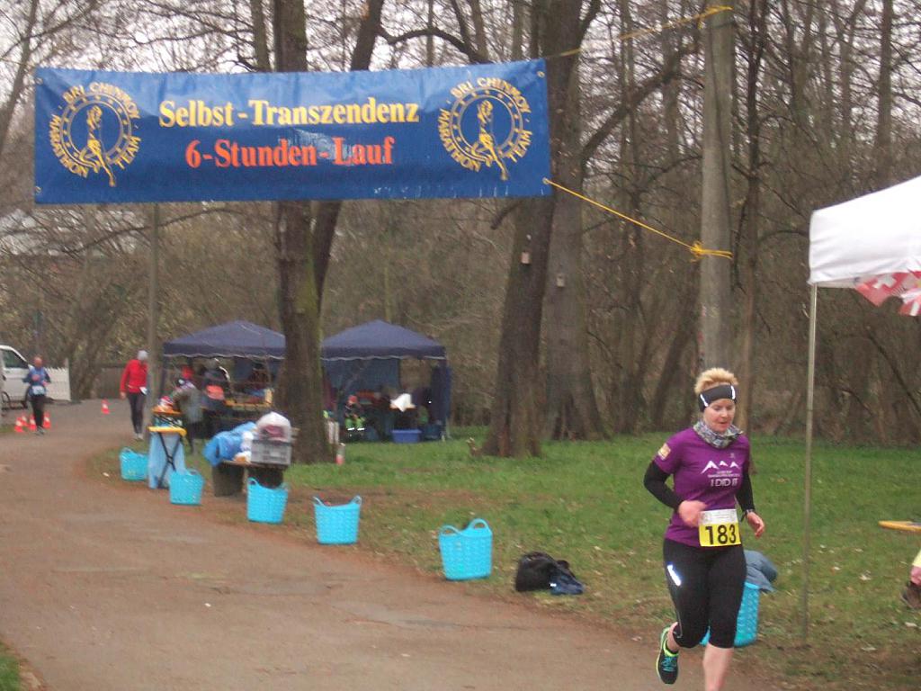 18. Self-Transcendence 6-Stunden Lauf
